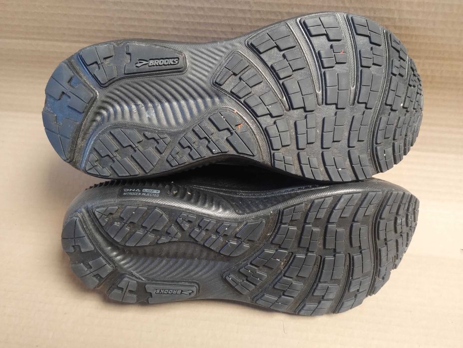buty do biegania biegowe 39 Brooks Ghost 17 GTX idealny stan