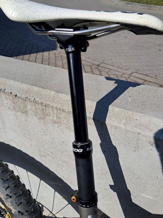 Nukeproof am 275 crossmax  hope pro 4
