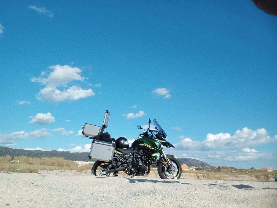 Benelli TRK 700 ano 2024