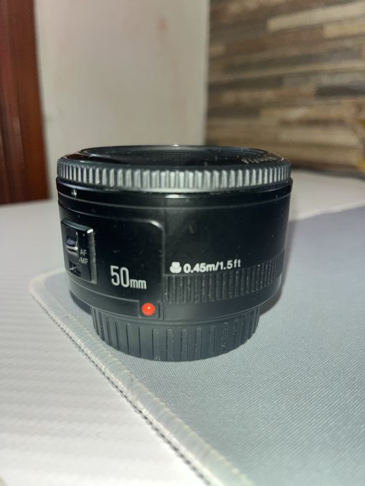 Objetiva Yongnuo 50mm f1.8 para Canon EF
