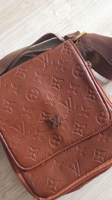 Louis Vuitton skorzana nerka meska