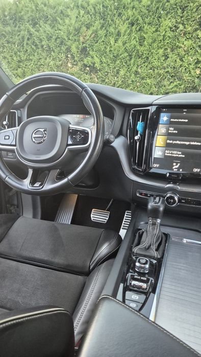 VOLVO XC 60    R-Desing