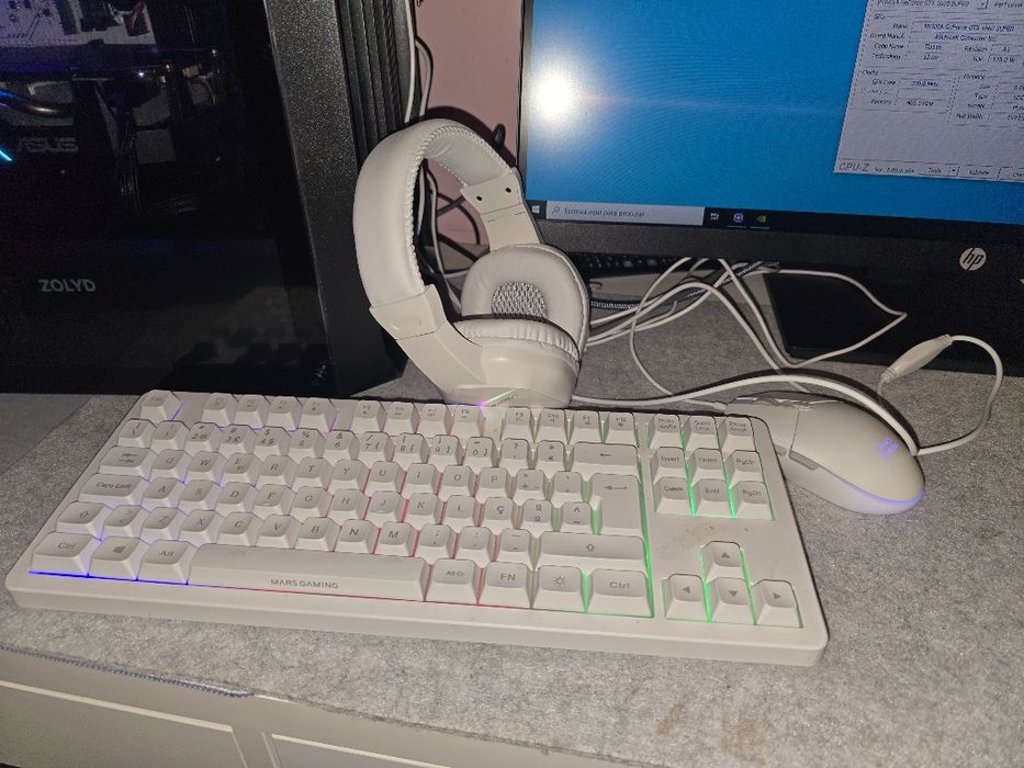 PC Gaming RYZEN , NVIDIA SUPER, 16GB RAM, teclado rato headphones novos