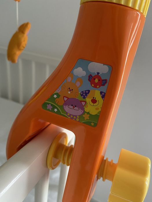 Móbile de projeção Ouatoo Baby (animais) para berço