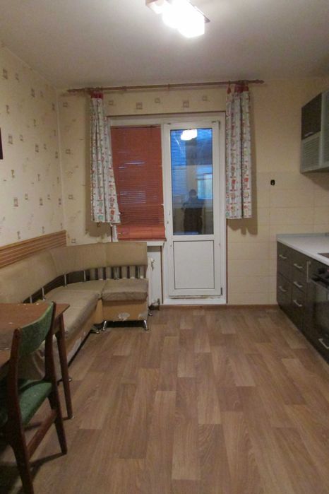Квартира для великої родини. вул. Милославська, 8