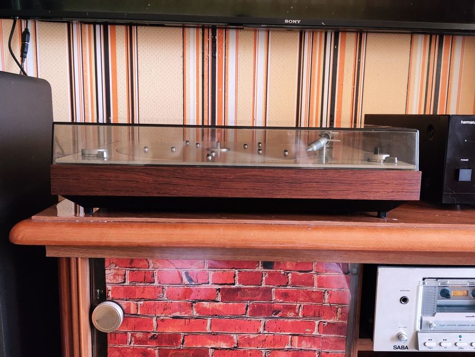 Beogram 1200 проигрыватель пластинок Bang & Olufsen, видео работы