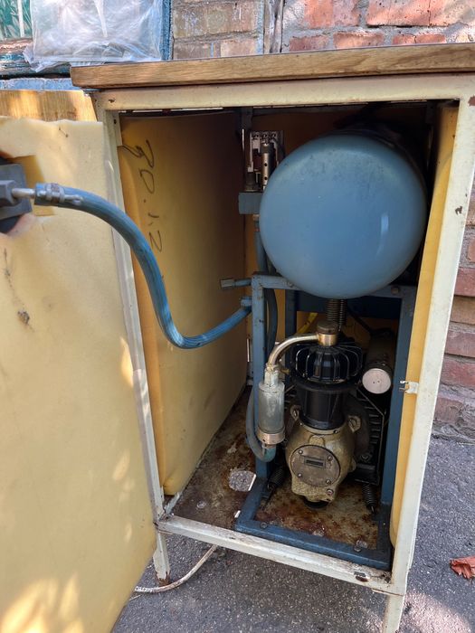 Компрессор стоматологический