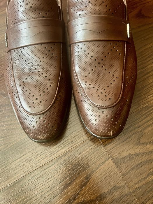 Класичні шкіряні туфлі