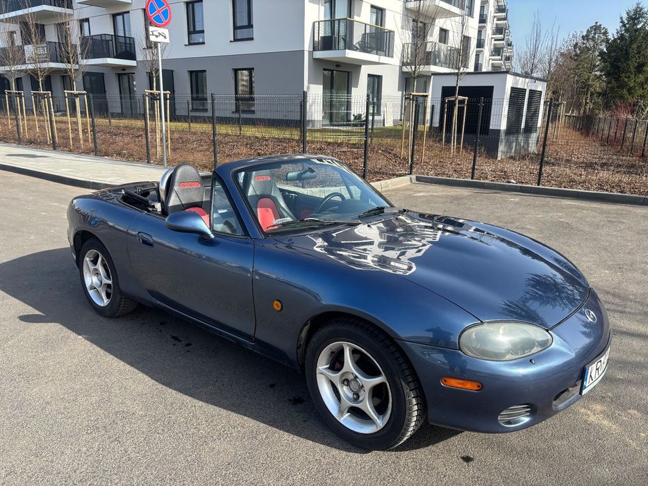 Mazda MX-5 Nowy Środek Dwa dachy 8 lat Właściciel