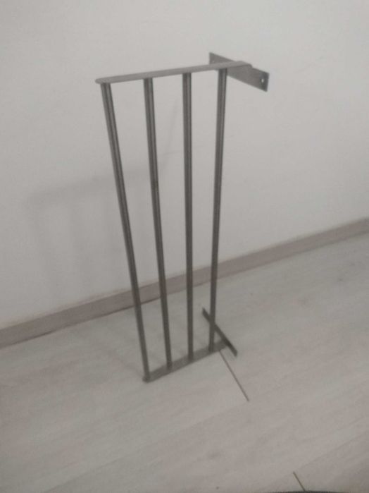 Prateleira metal ikea