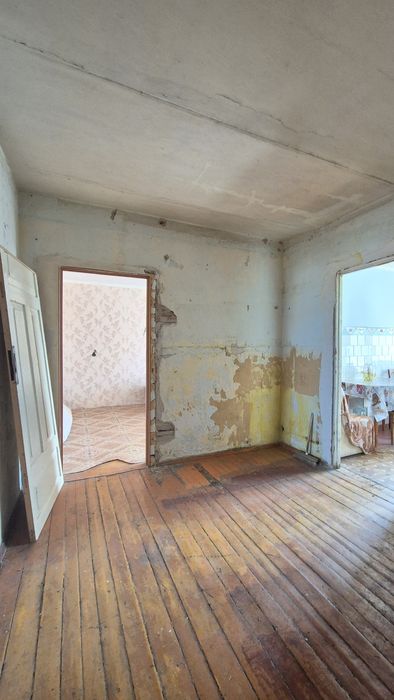 Продаж 3-К квартири під Ваші дизайнерські ідеї