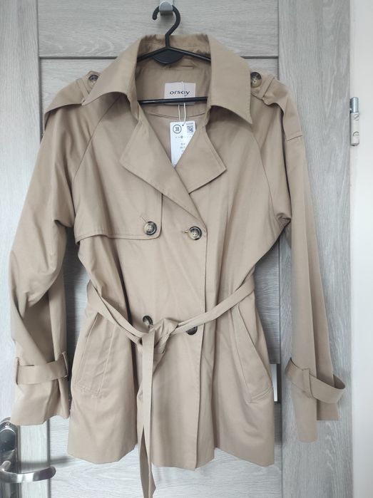 Krótki płaszcz Orsay rozm. 38