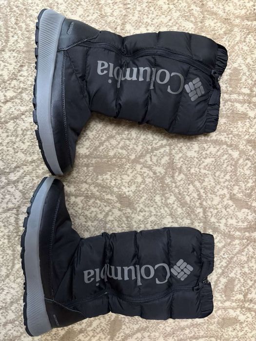 продам жіночі чоботи Columbia