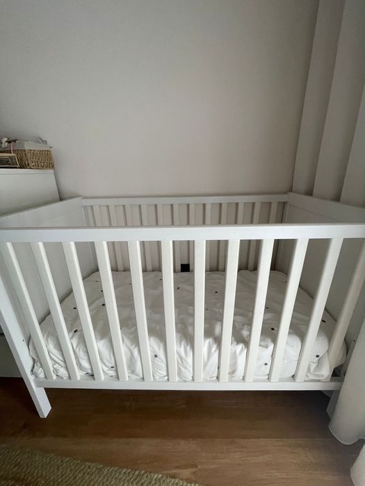 Berço ikea branco  + colchão