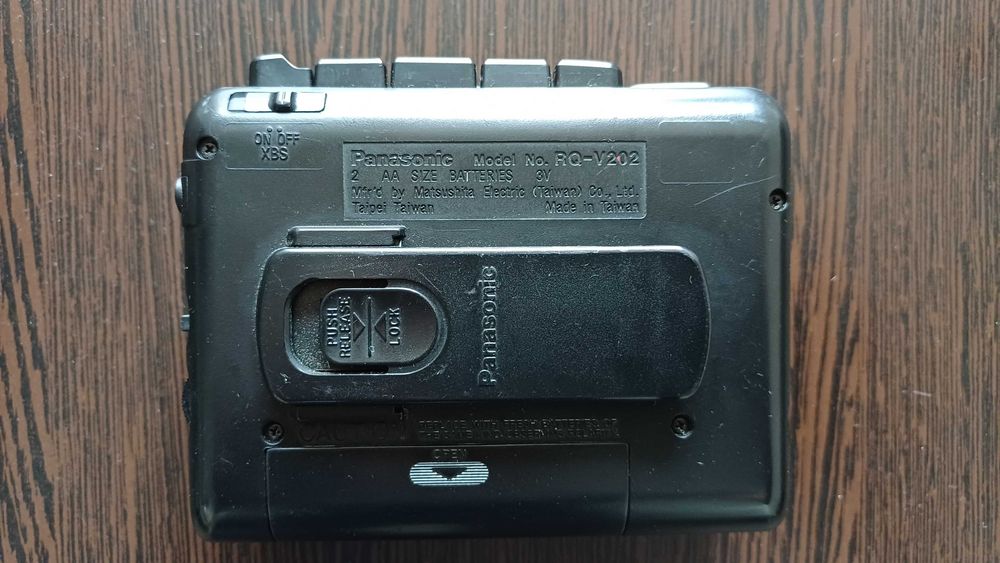 Аудио плеер касетный Panasonic RQ-V202