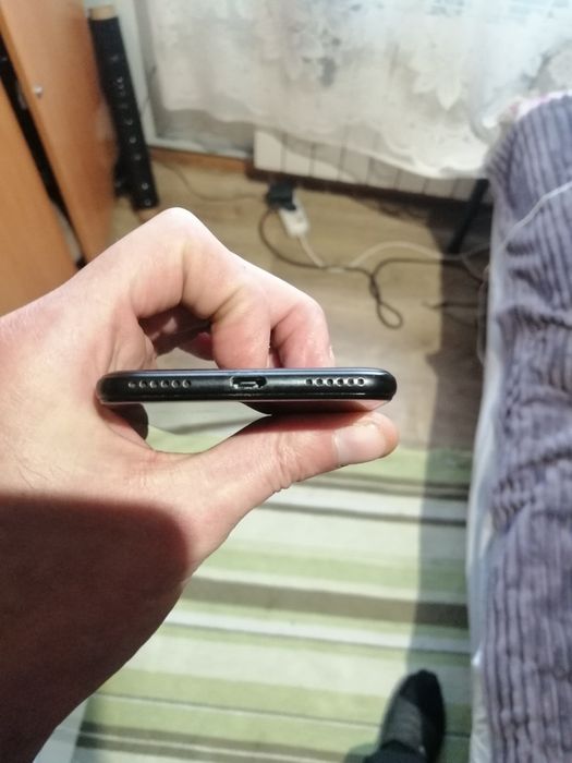 Продам 2 телефон huawei p 9 lite mini