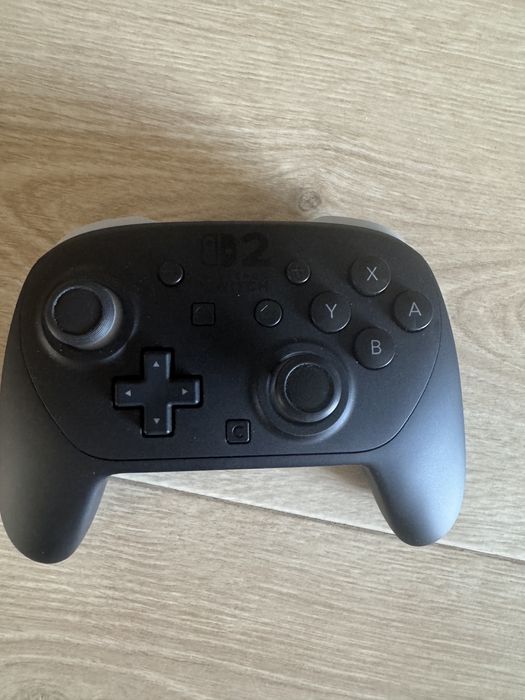 Nintendo Switch 2 + gra + Switch 2 Pro Controller