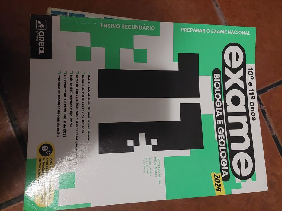 Livro de exames 11.ano  Bilogia Geologia