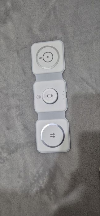 Бездротовий зарядний пристрій WiWU