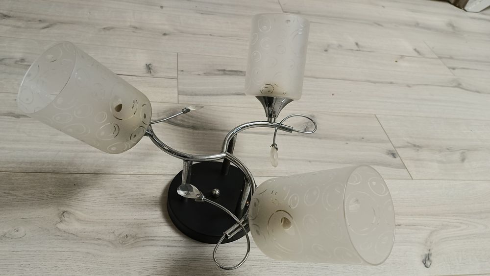 Люстра на 3 плафона