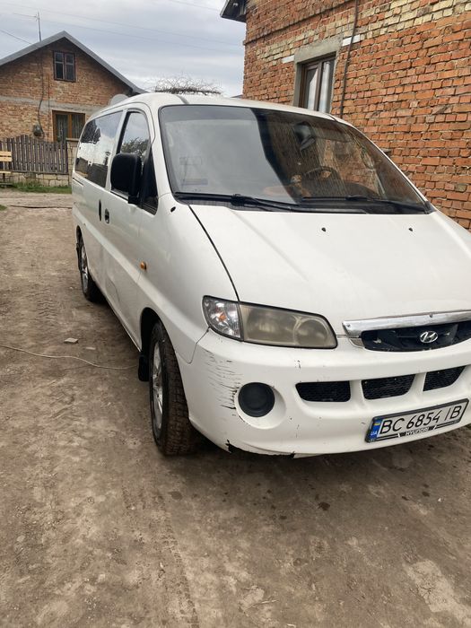 Продам авто hyundai h-1