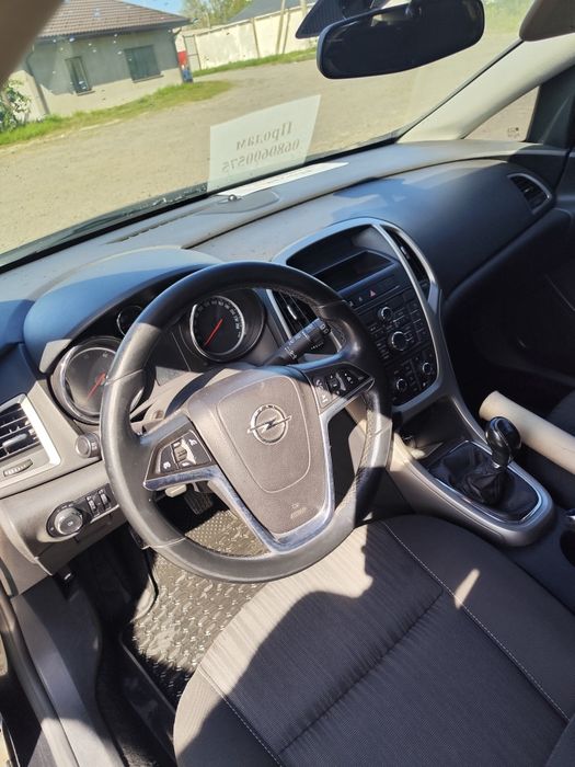Opel Аstrа 2012 рік.1.7 дизель.