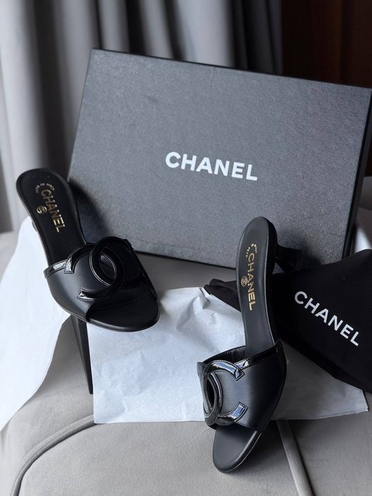 Босоножки шлепки туфли Chanel Dior