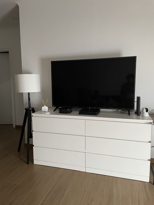Cómoda MALM Ikea