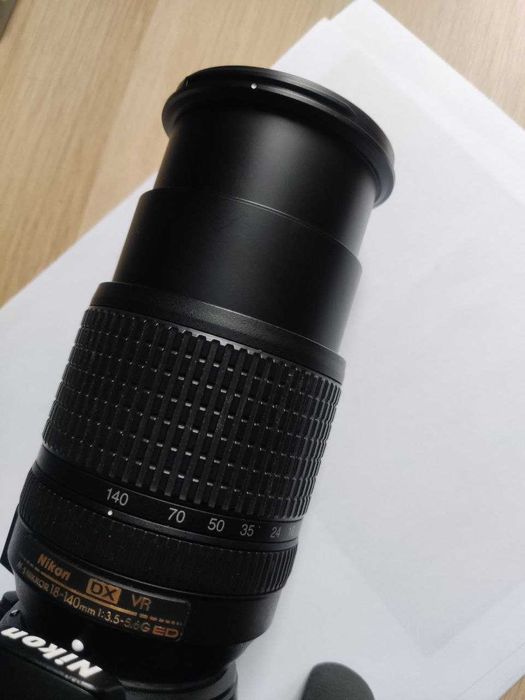 Об'єктив Nikon DX VR AF-S Nikkor 18-140 mm 1:3.5-5.6G ED