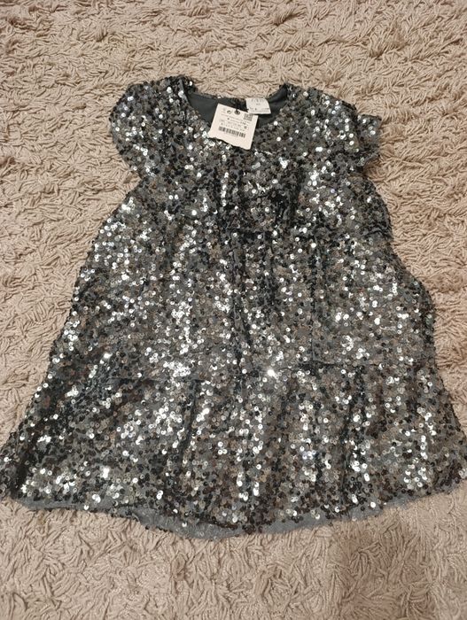 Нарядне плаття для дівчинки