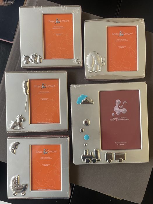 Moldura prateada 7x10 ou 9x13