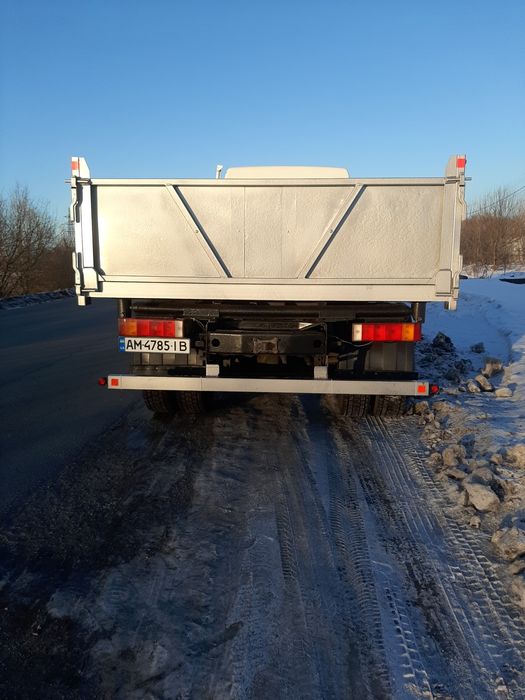 Вантажні перевезення по місту району та області.