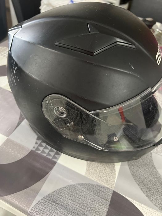 Capacete semi-novo