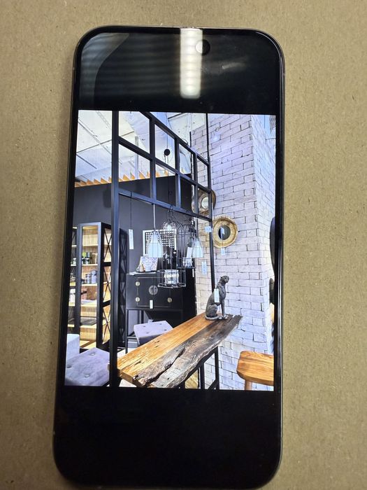 Iphon 15 PRO z 2024