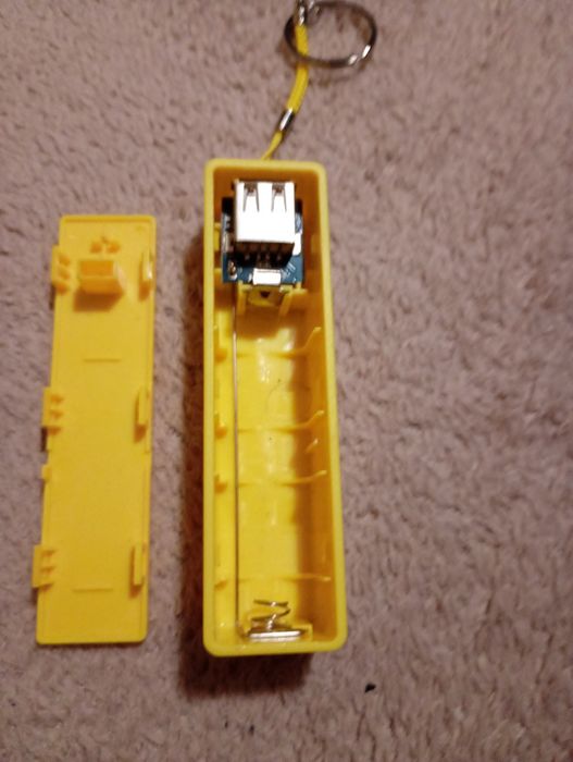 Міні павербанк під акумулятор