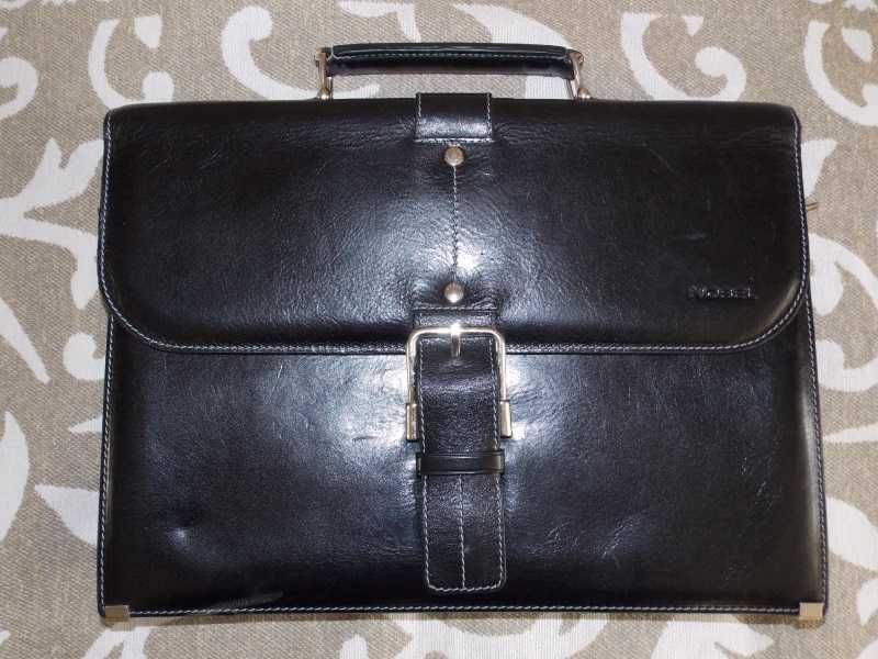 Портфель чоловічий шкіряний чорний NOBEL