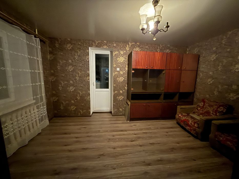 Продам двокімнатну квартиру по пр. Волі в центрі біля 4школи