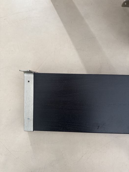 2x Estantes cor preta