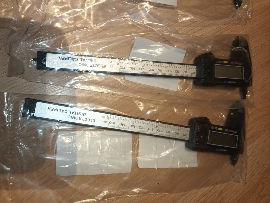 10x suwmiarka elektroniczna kompozytowa 150mm