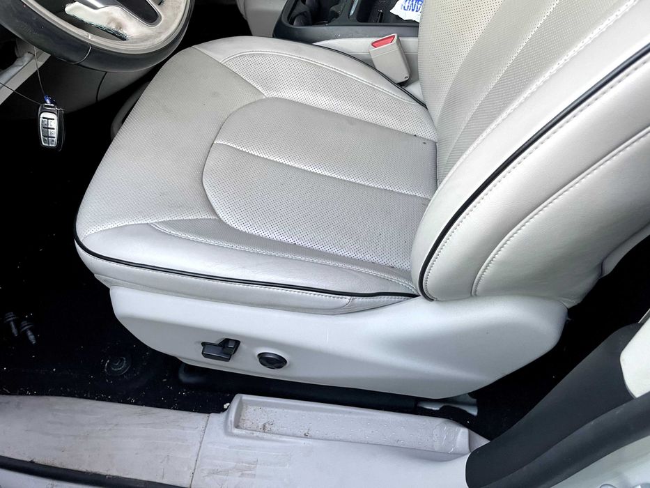 Chrysler Pacifica 17- Fotel kierowcy Limit DVD wentyl kompletny HYBRYD