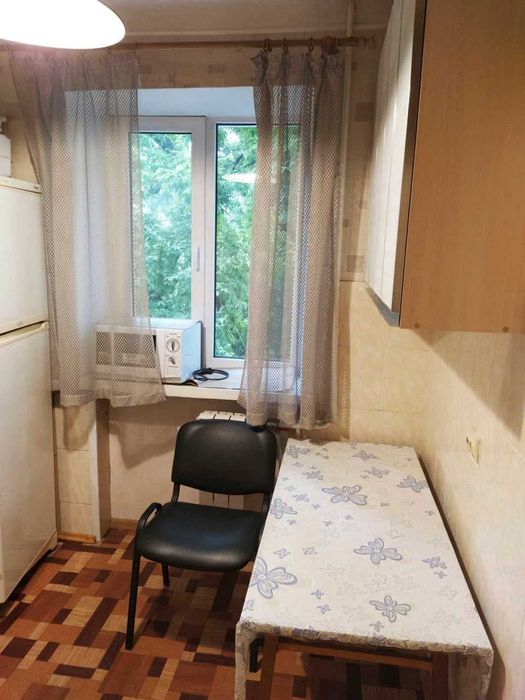 Продам 2к. квартиру, пр Науки, р-н ул. Казакова. Можно безналичный расчет