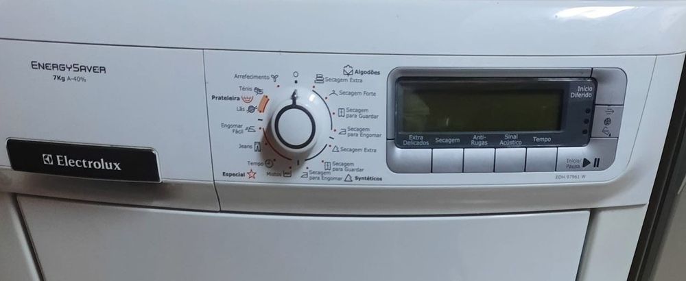 Máquina de Secar Roupa Electrolux 7kg