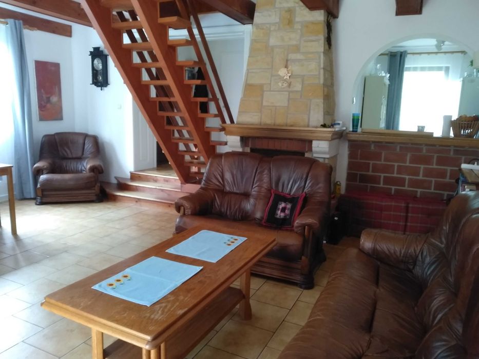 Domek z basenem w Radawie