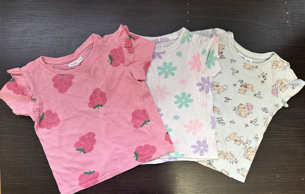 Футболки для дівчинки 92й розмір, можна 86
