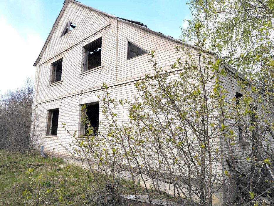 Недорого!Недобудований будинок та 15сот.в Макарові.Підведено газ. - View 2