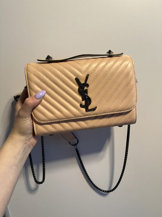 Torebka pudrowy roz z napisem ysl pojemna na lancuszku