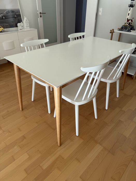 Mesa de Jantar Branco lacado e madeira