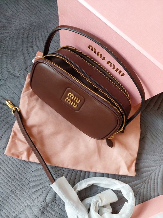 Modna torebka w czekoladowym kolorze