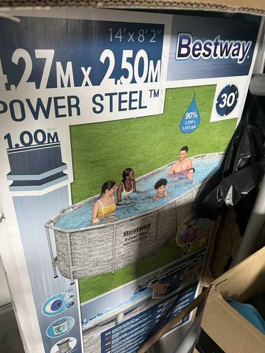 Basen bestway z filtrem piaskowym  i generatorem chloru + podkład pod basen.