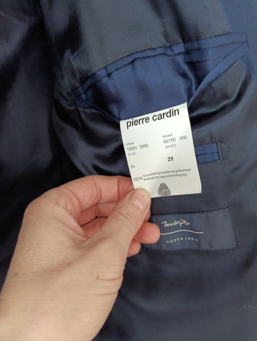 Sprzedam garnitur męski Pierre Cardin